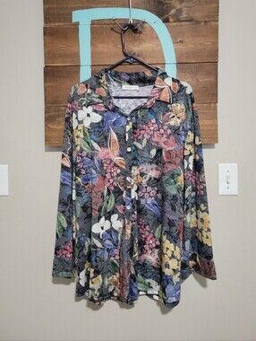 Jess & Jane Floral The Juliette Button Down Shirt with 3/4 Cuff Sleeves Size 2x